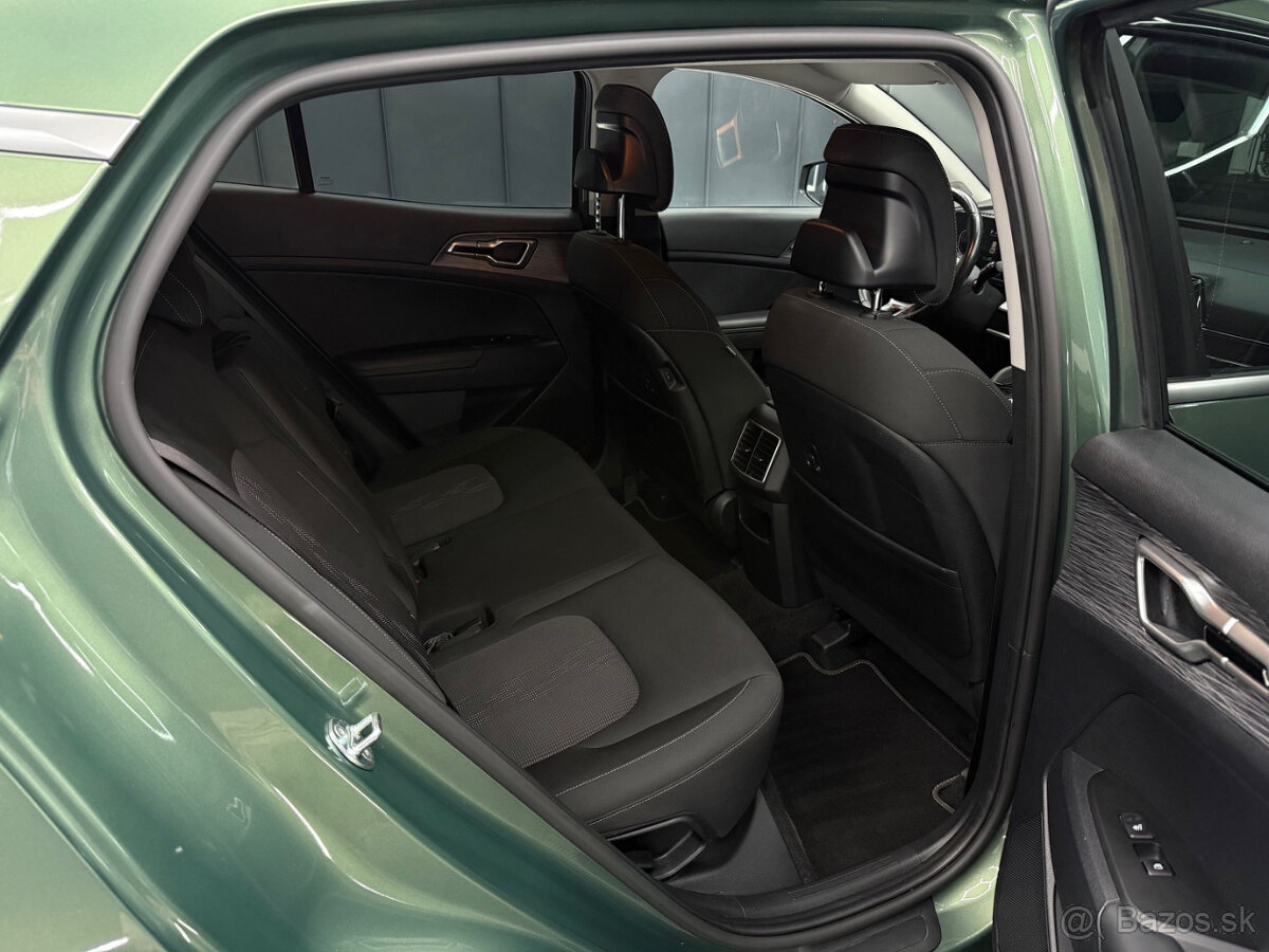 Kia Sportage 1.6 H48V Gold - 13