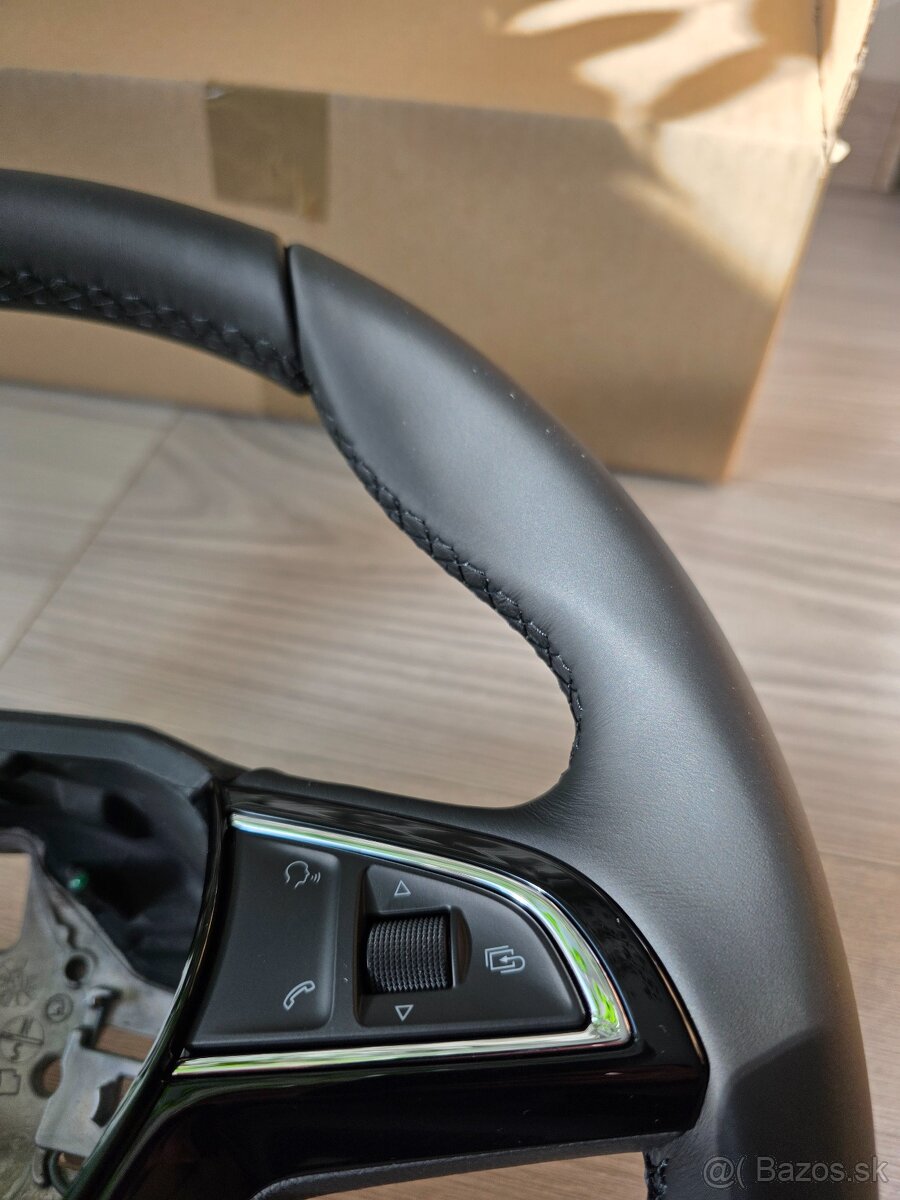 Nový MULTIFUNKČNÍ volant Škoda - 13