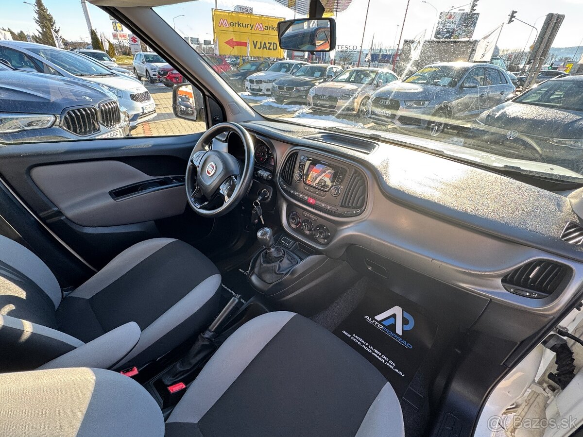 Fiat Dobló 1.4 Plus - 13