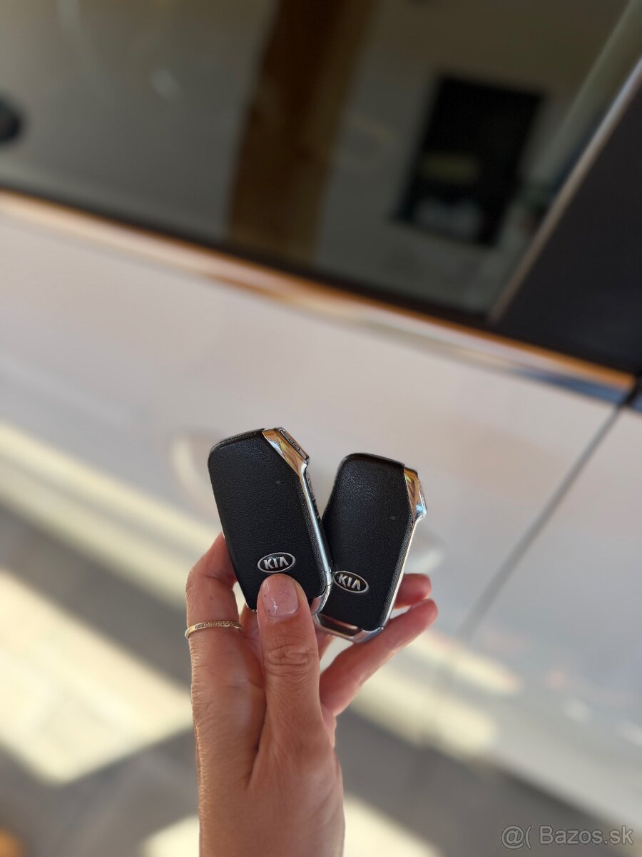 KIA x Ceed - 13