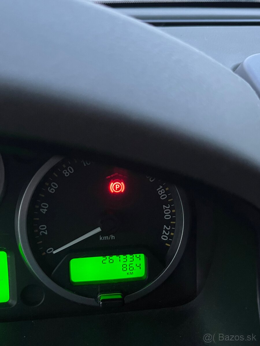 Land Rover Freelander 2 - 13