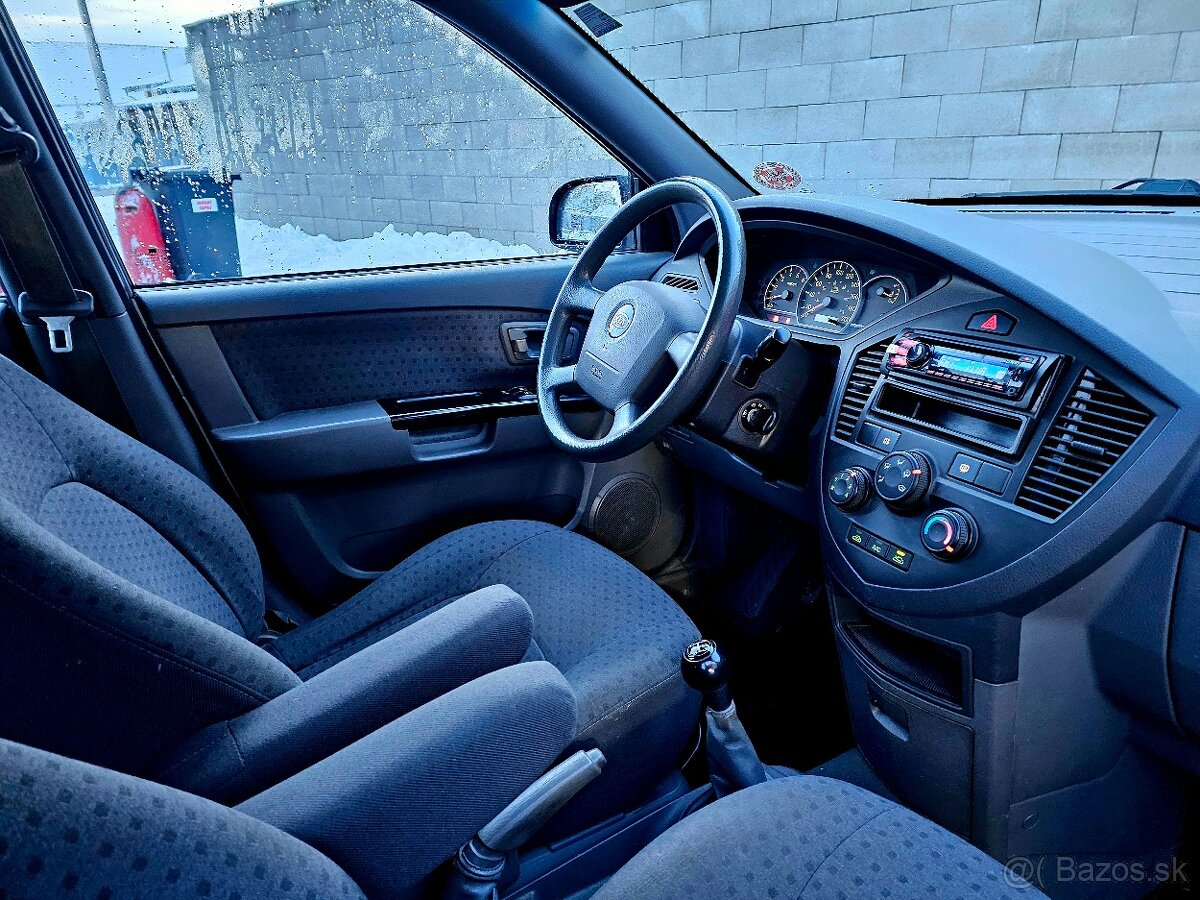 Kia Carens VAN 2 0 CRDI 83KW - 13