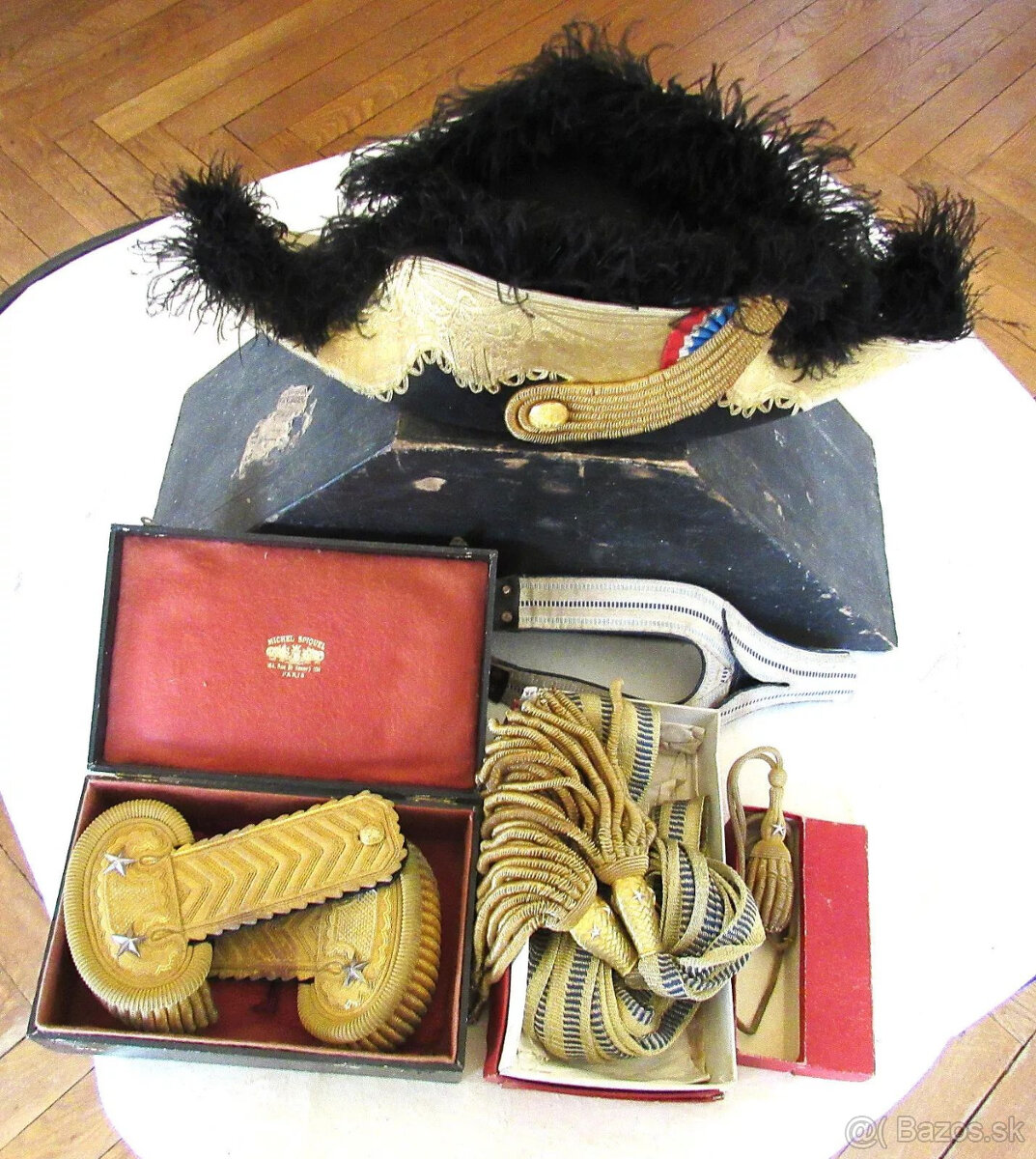 LOT UNIFORME BICORNE GRANDE TENUE Mle 1872 ÚRADNÍK GENERÁL B - 13