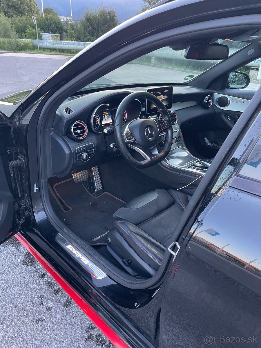 Mercedes C 43 AMG W205 - 13