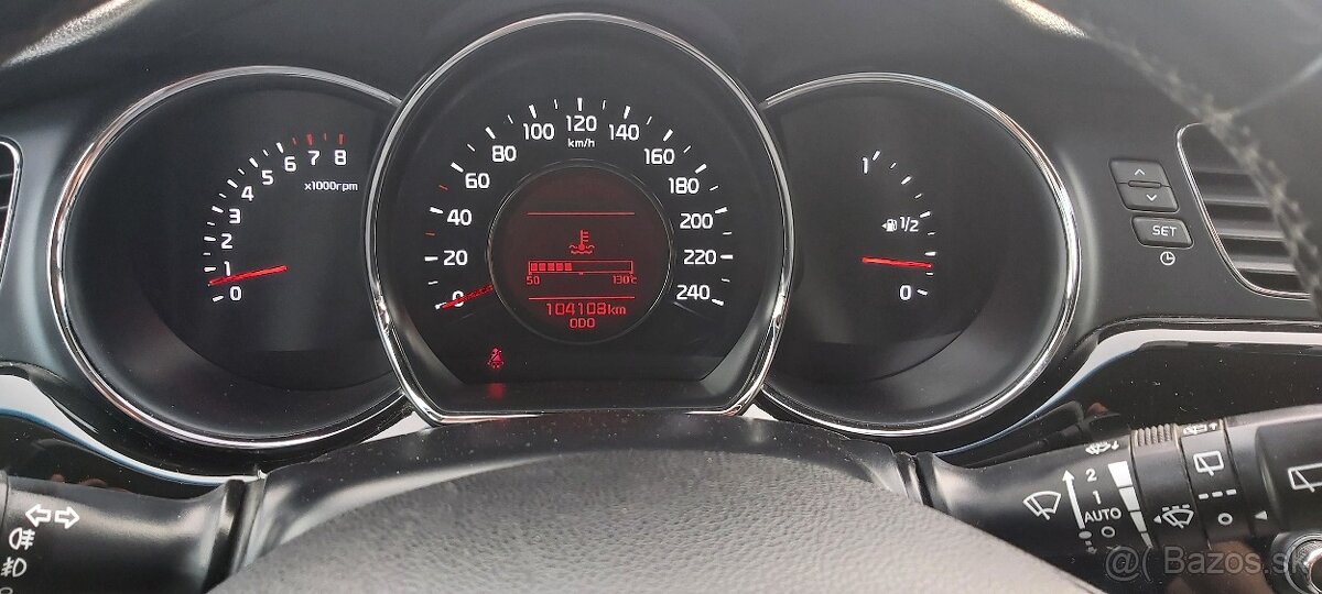 Kia ceed 1.6 Gdi Platinum Gold PLUS - 13