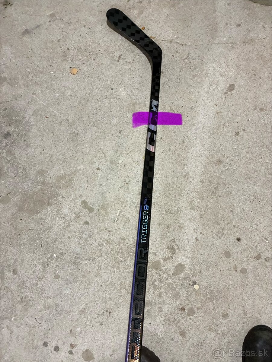 Predám hokejku CCM Ribcore Trigger 9pro - 13