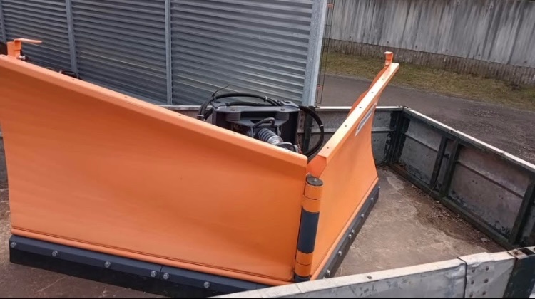 Multicar Čelní otočná sněhová radlica 2m. - 13