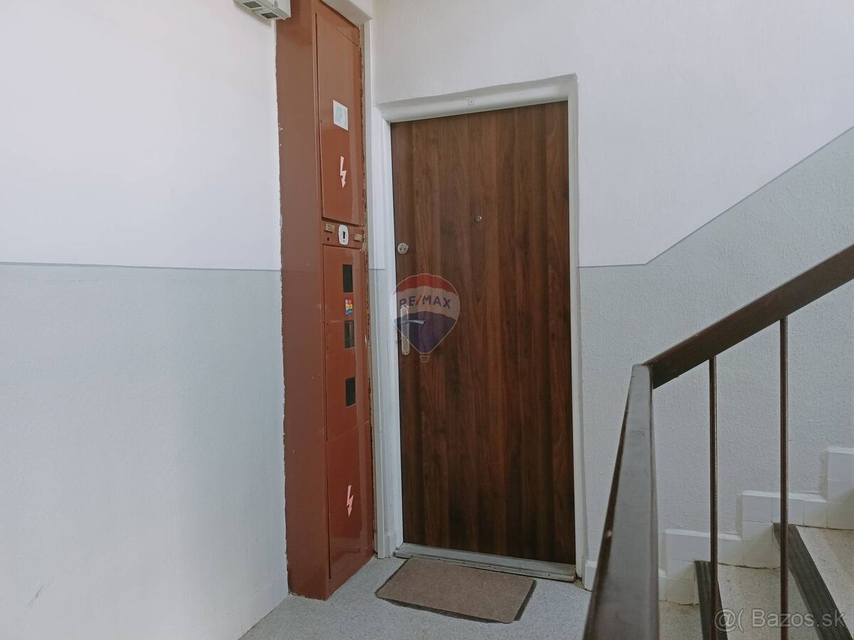 3izbový byt s balkónom a rýchlou dostupnosťou na D1 - 13