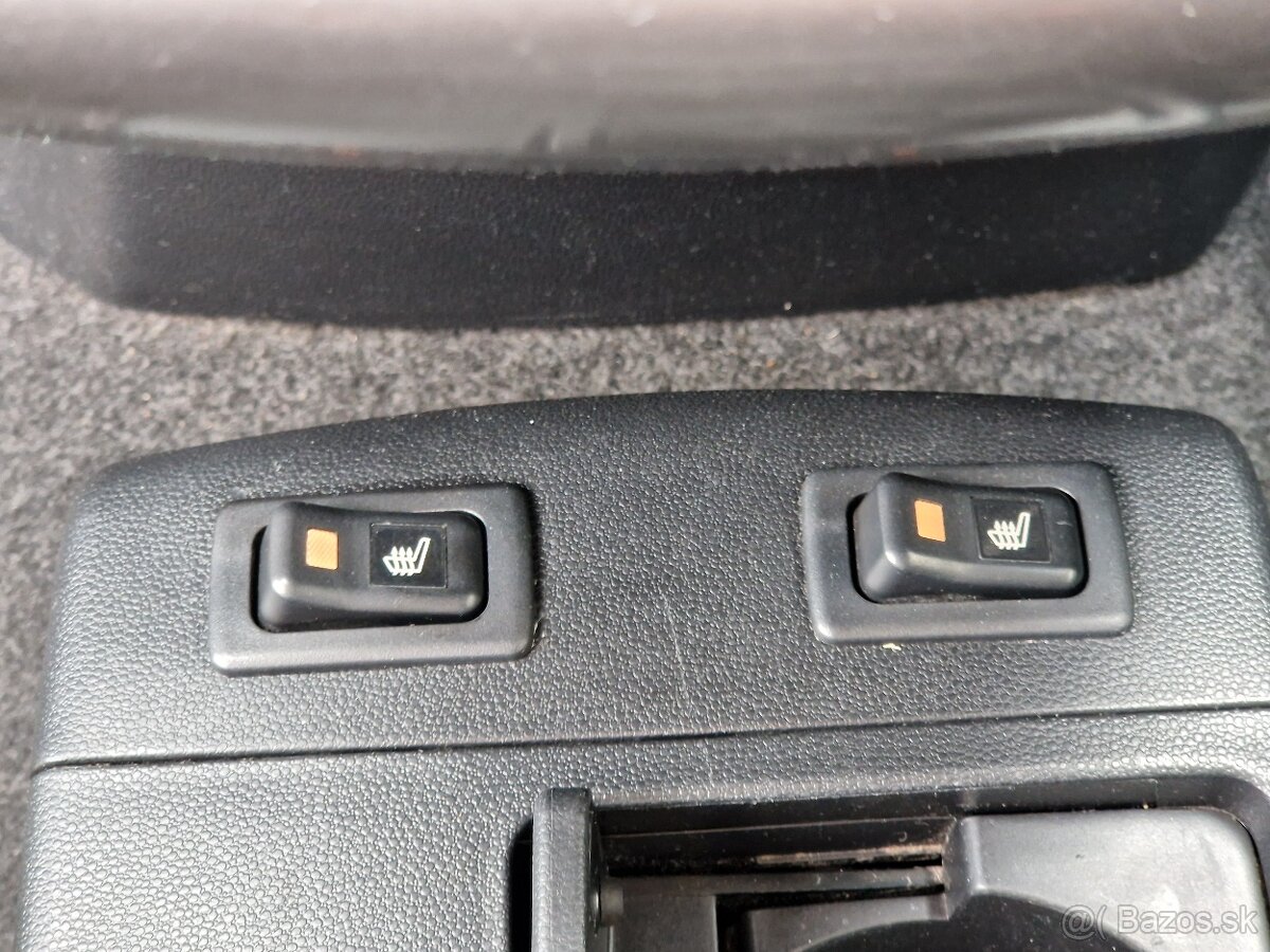 Mazda 5 2.0 MZR-CD TE 7 miest - 13