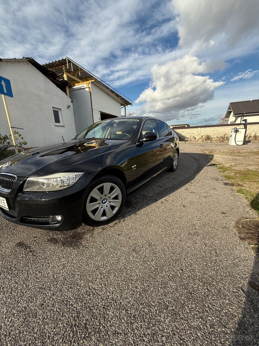 BMW 325i xdrive - 13