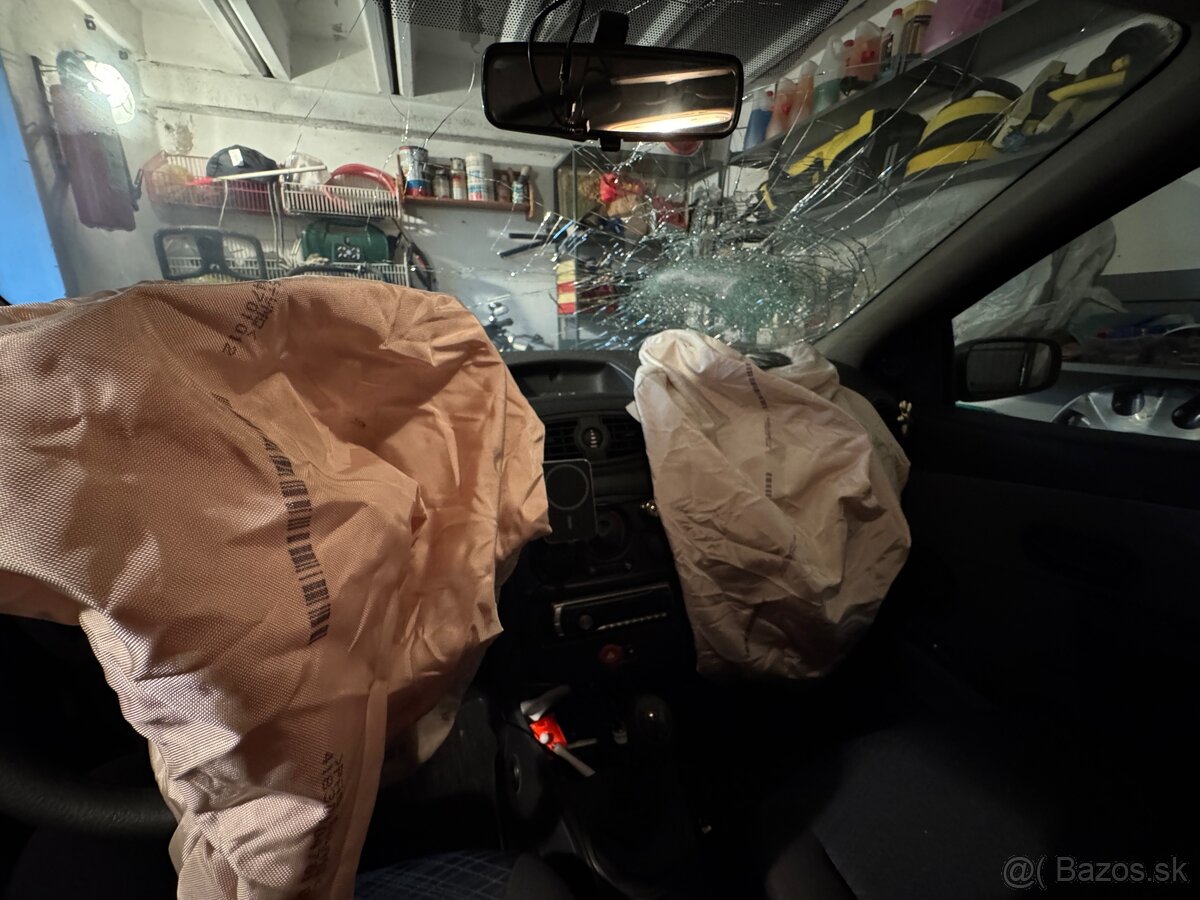 Predám Renault Clio3, 1.2, r.v.2007 - 13