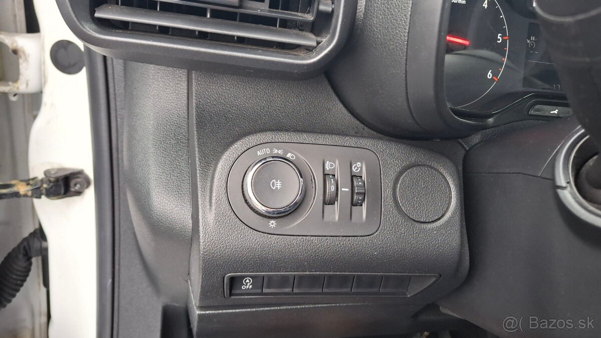 Opel Combo 1.5 CDTI - 13