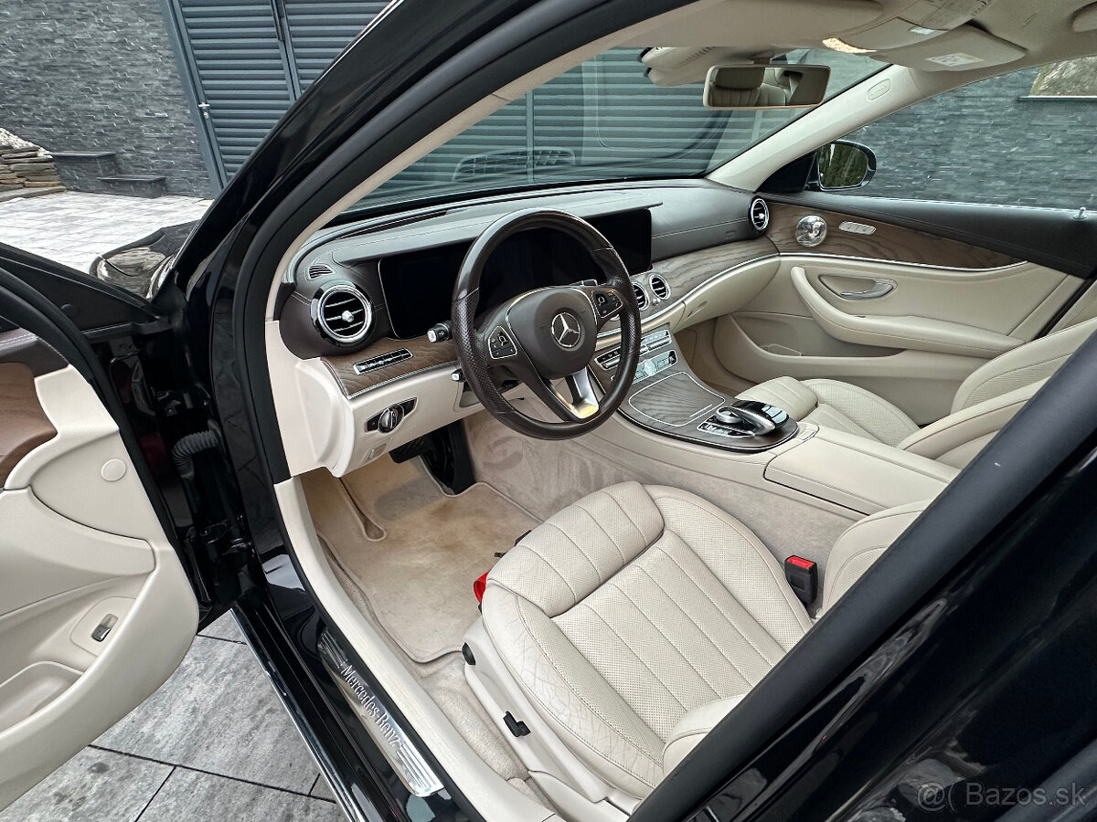 MERCEDES-BENZ E 400 4MATIC AVANTGARDE MĚCHY - 13