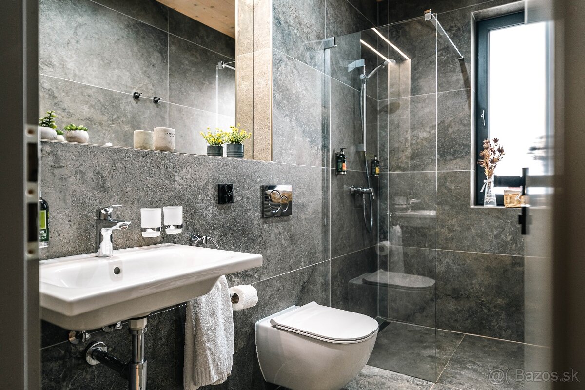 Na predaj krásny byt/apartmán v Štrbe - 13