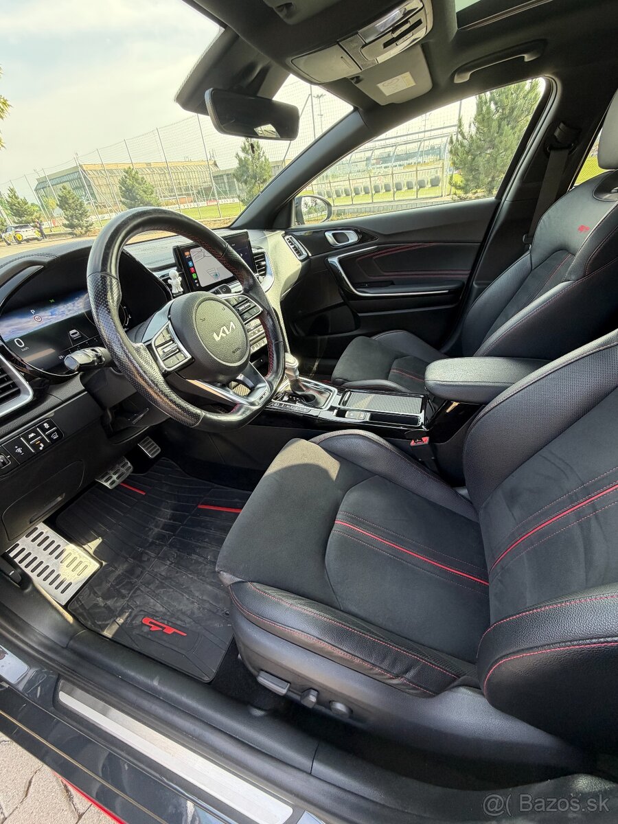 KIA PROCEED GT 1.6 T-GDi - 13