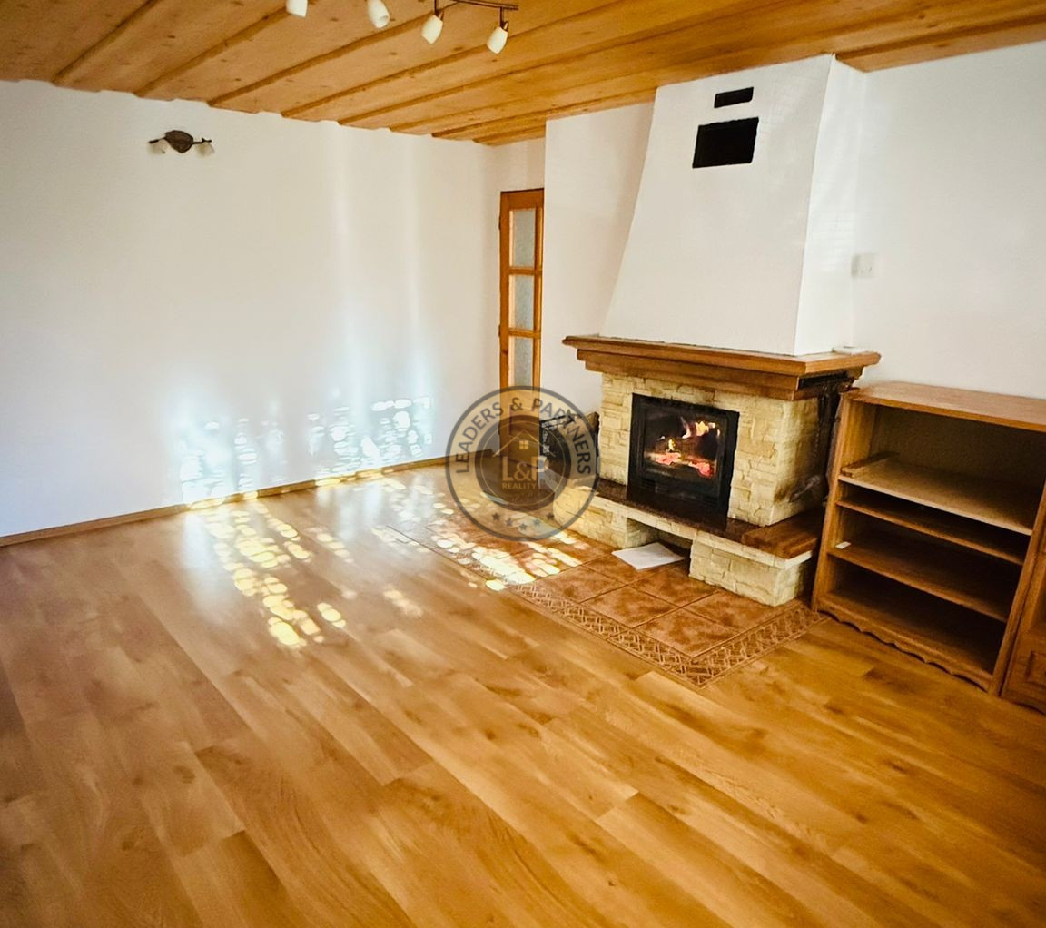 NA PREDAJ - Priestranný 6 izbový dom s garážou v Sabinove - 13