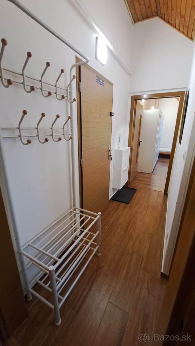 Jednoizbový byt, Lednické Rovne - 13