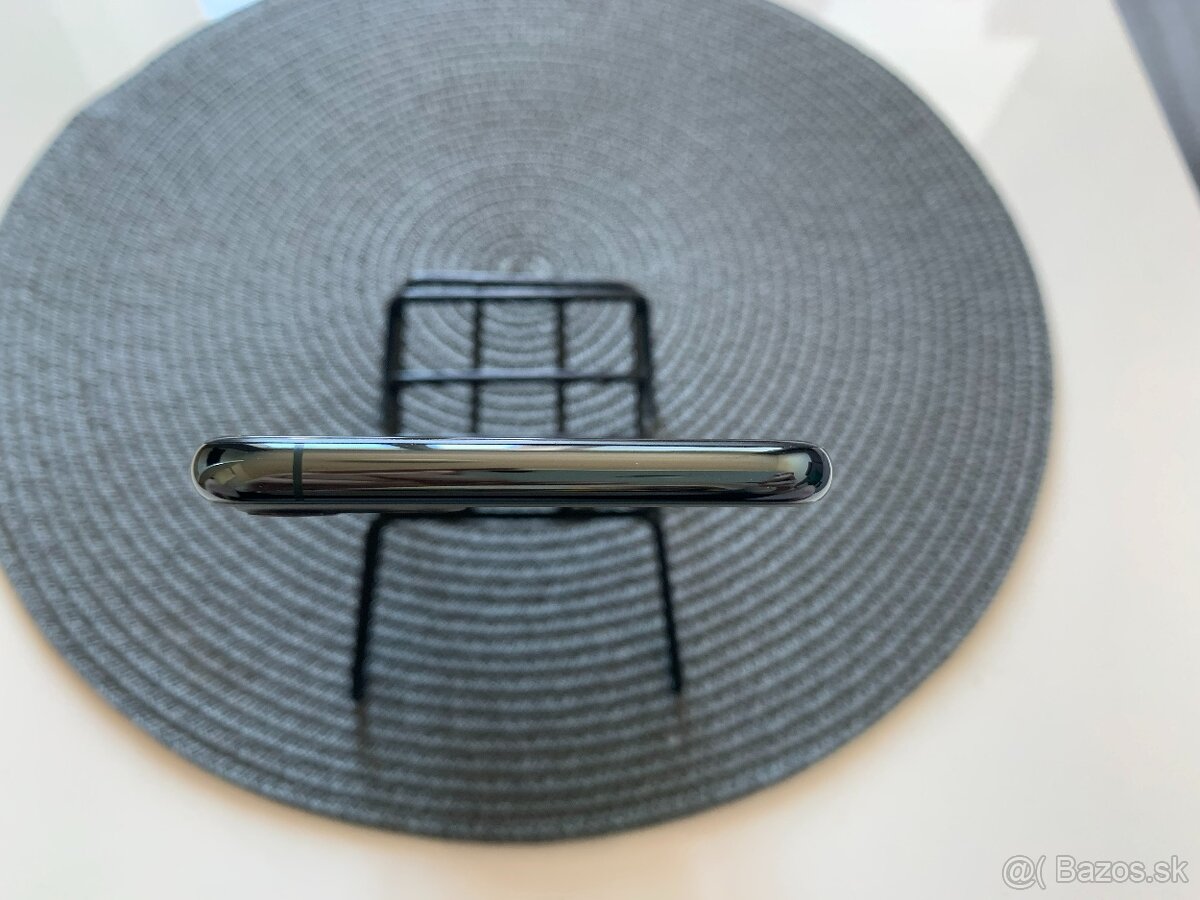 iPhone 11 Pro Max Midnight Green - 13