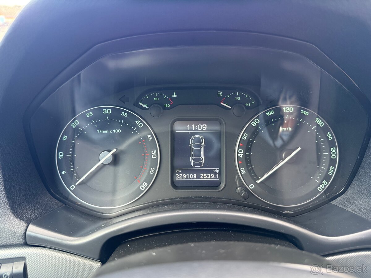 Škoda octavia 2.0 TDI 103KW DSG - 13