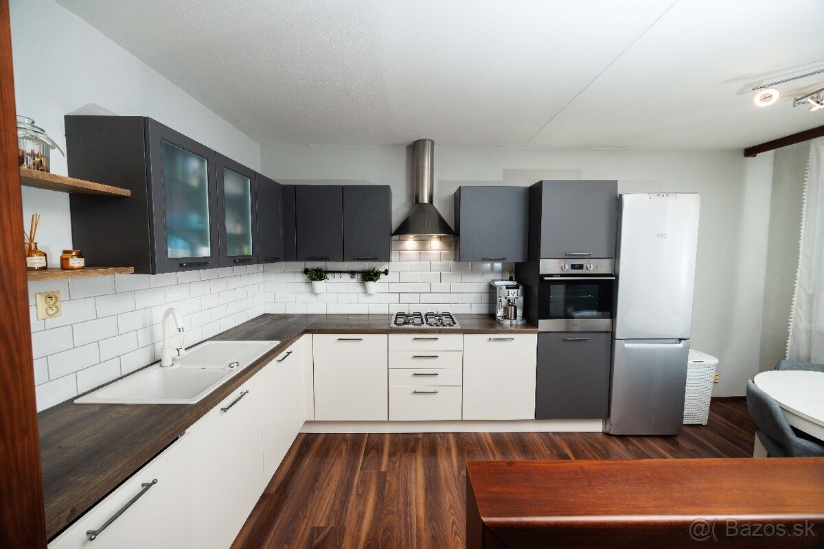 3-izbový byt vrátane garáže a park. miesta pred garažou - 13