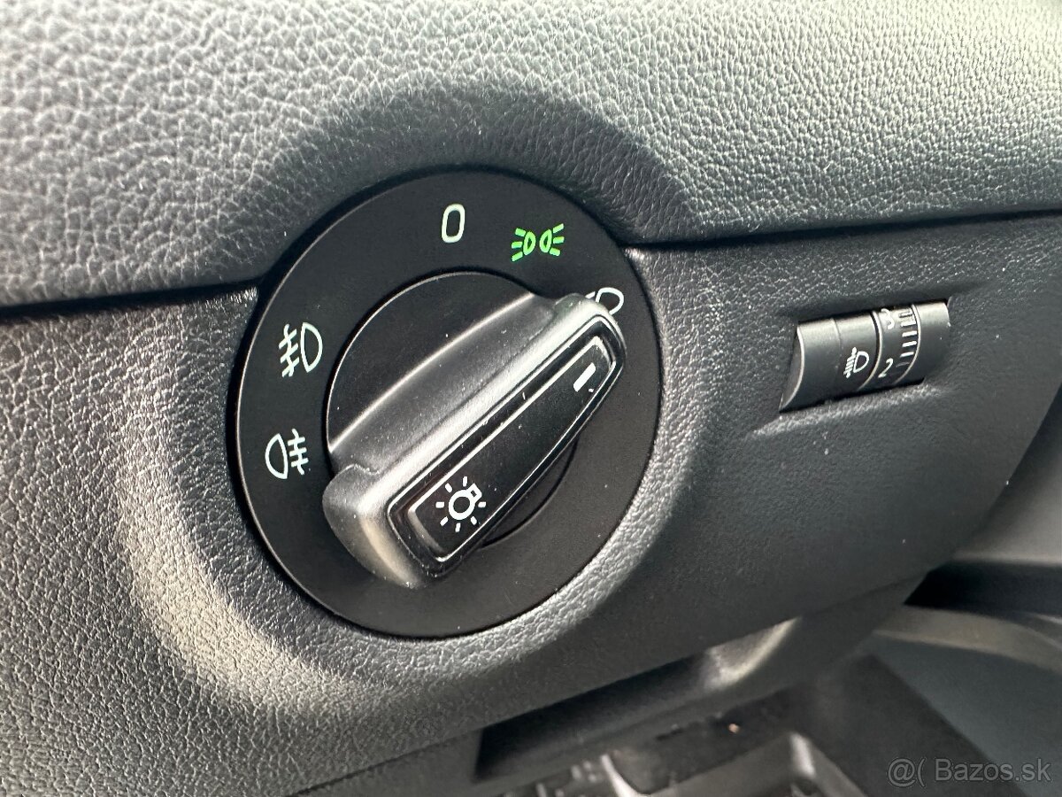 Škoda Octavia Combi 2.0 TDI Ambition 4x4 DSG - 13