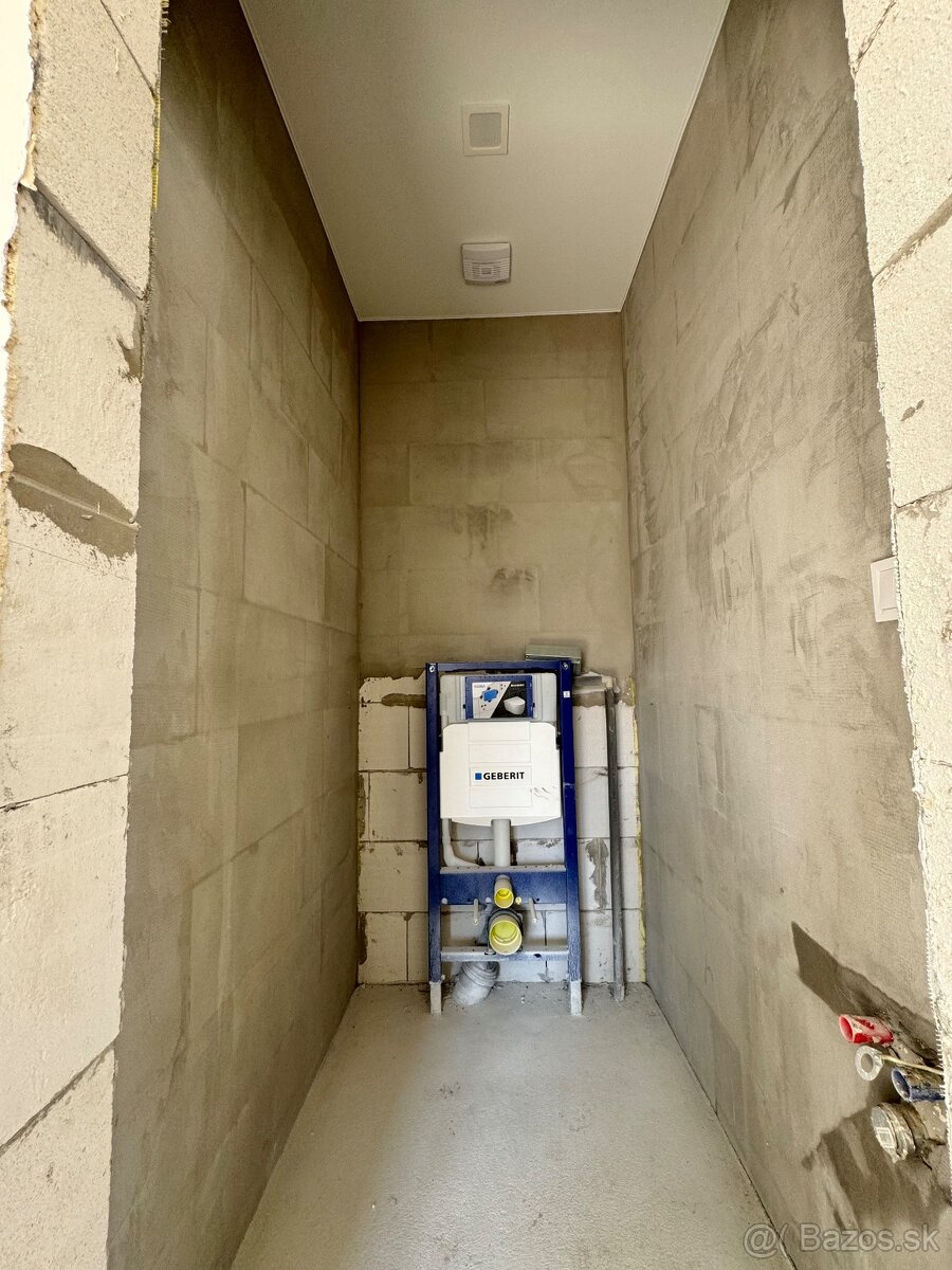 NOVOSTAVBA - rodinný dom v obci Veľaty - 13