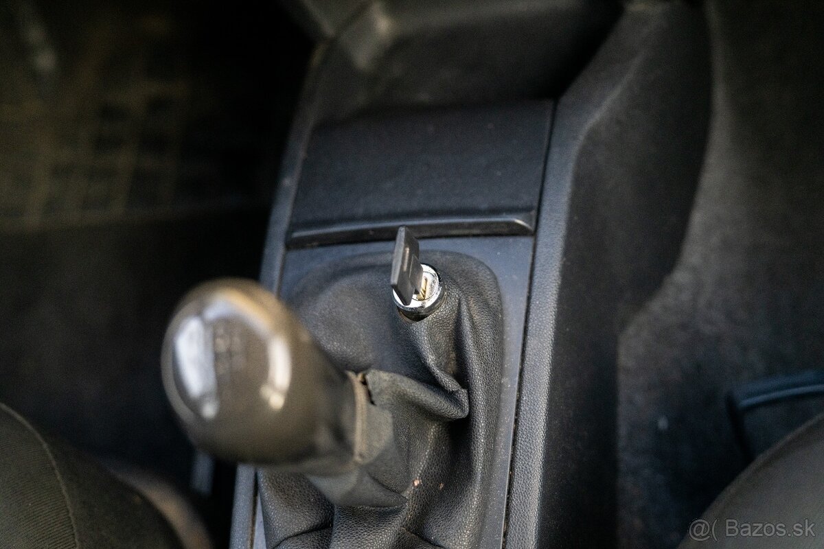 Škoda Fabia, 1.4i 55kw SR auto - 13