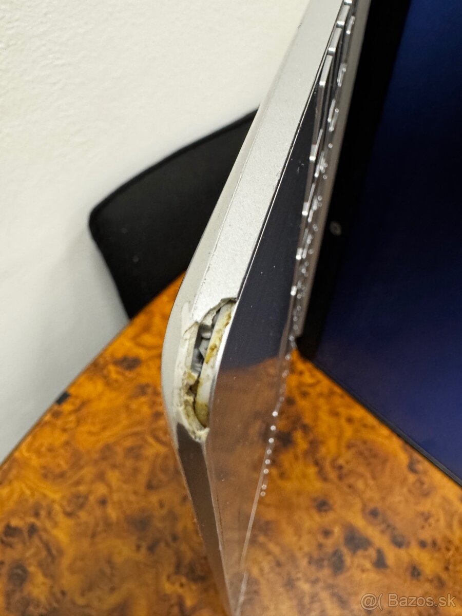 Predám notebook HP 15s - 13