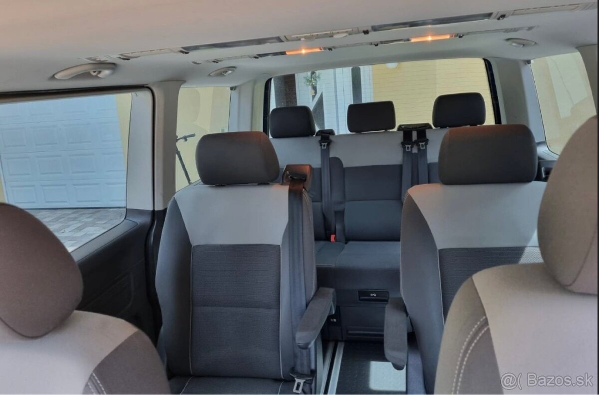 Volkswagen Multivan - 13