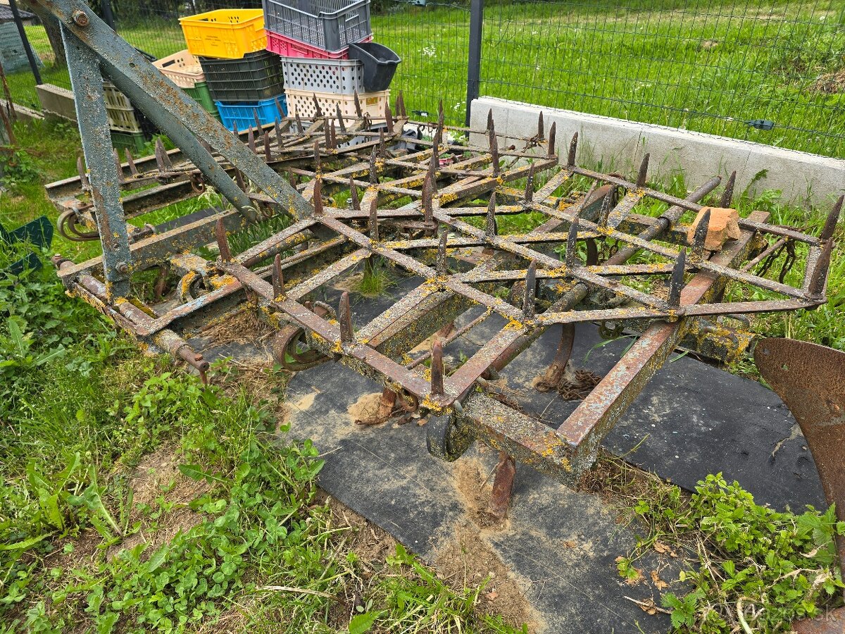 Zetor 4011 + Prúslušenstvo a Náhradné diely - SPZ - 13