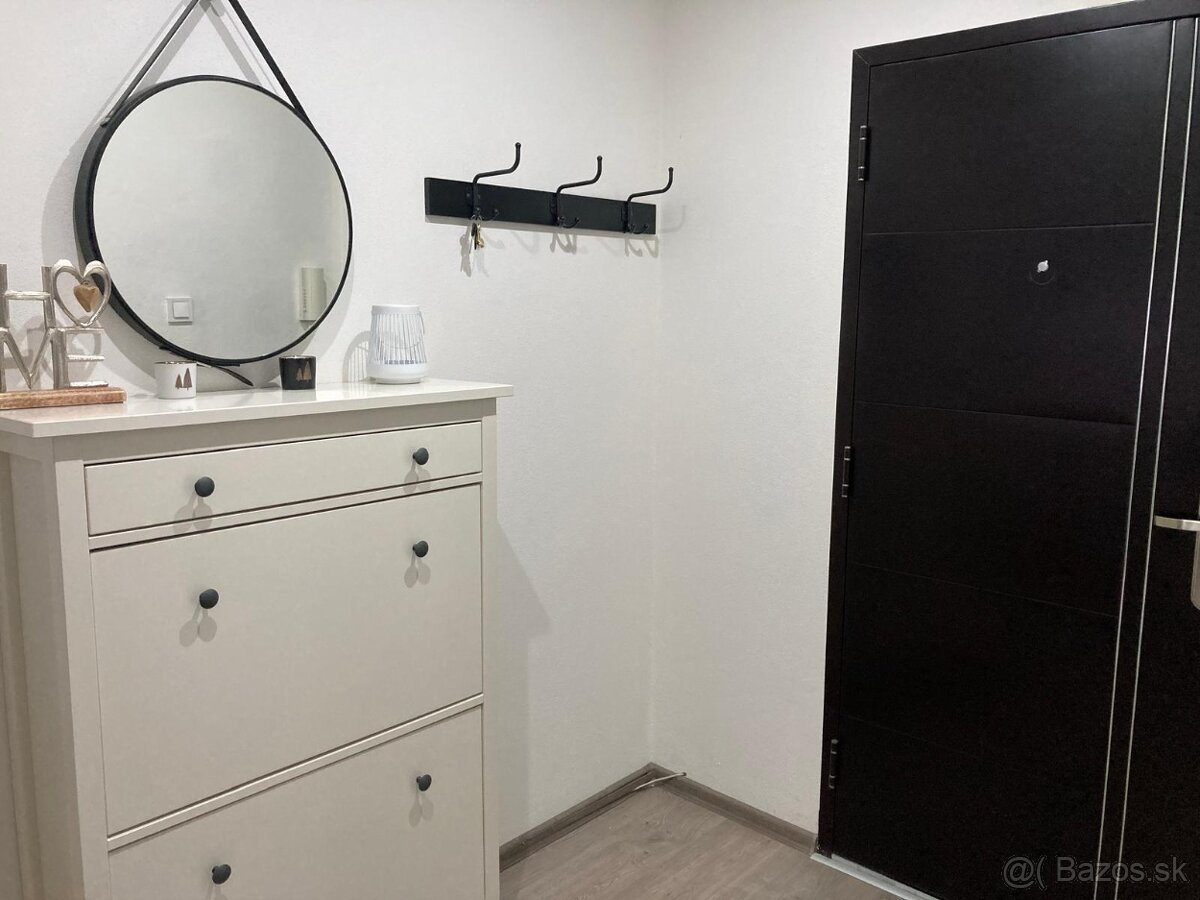 Na predaj priestranný 4 izb. byt v spodnej časti Klokočiny. - 13
