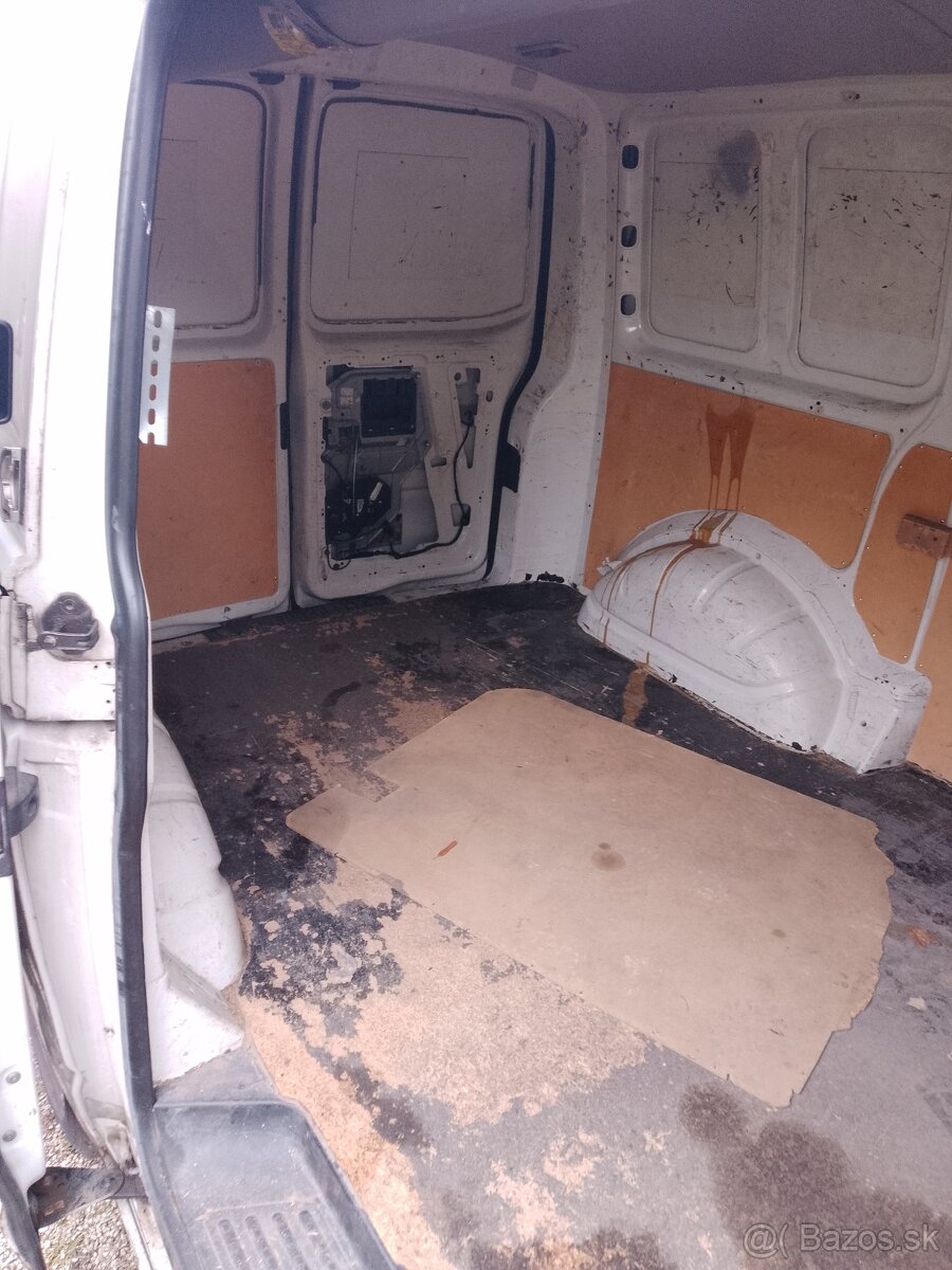 Transporter t5 1,9tdi - 13