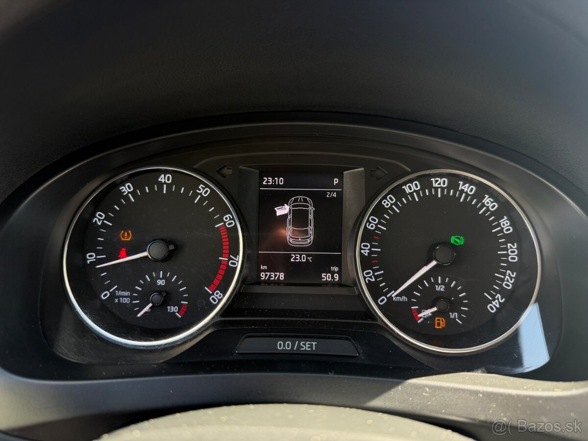 Škoda Rapid 1.2 TSI Active DSG - 13