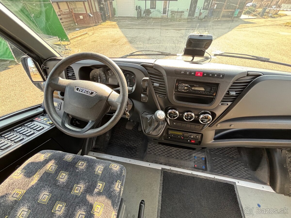 Iveco Rošero, 34 míst, rok 2016, ČR, DPH - 13