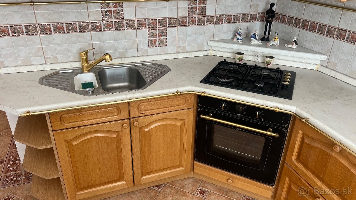 3 Izbovy byt Holleho 57 - 13