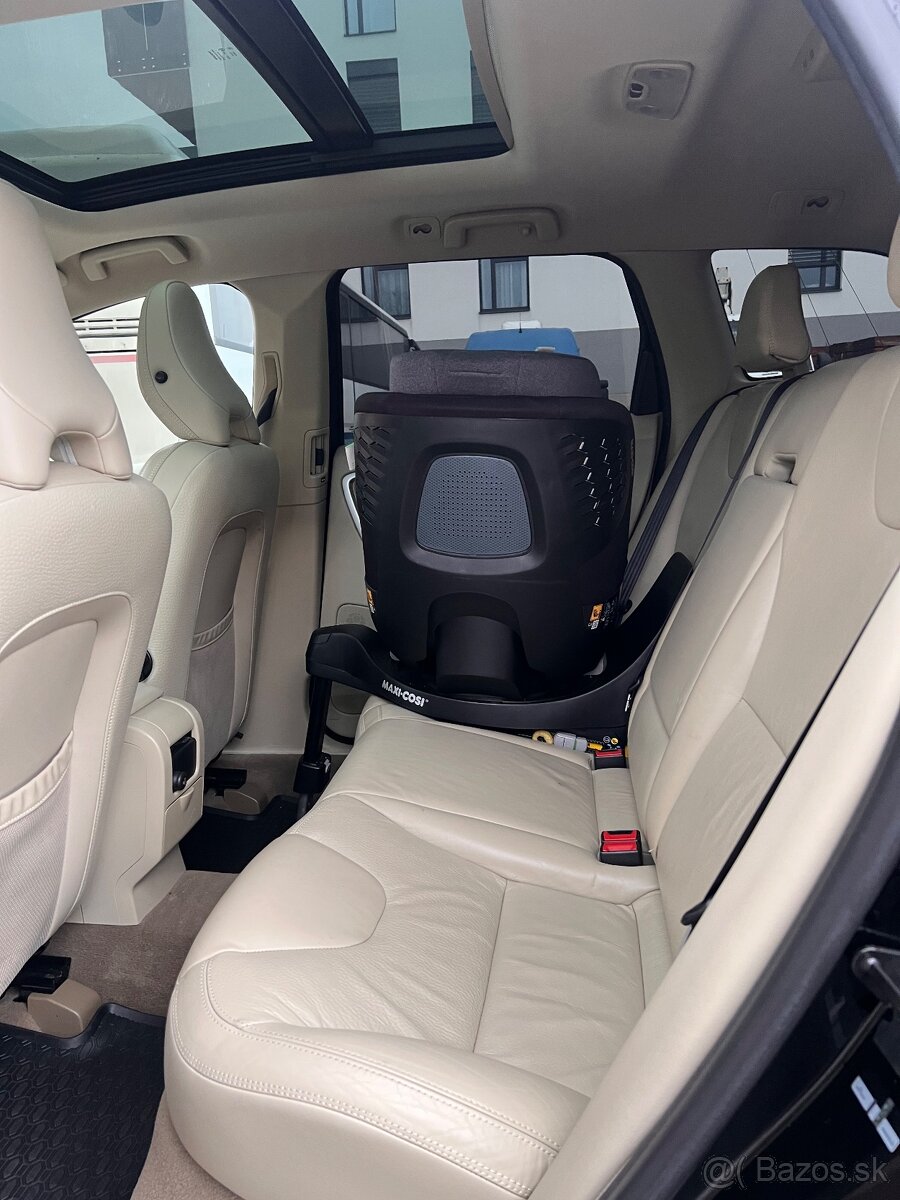 Predám VOLVO XC60 2,4D 151Kw - 13