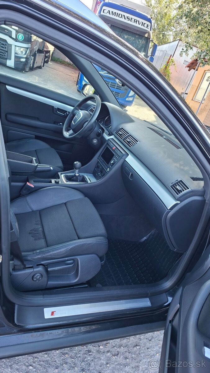 AUDI A4 AVANT 2.0 TDI S LINE - 13