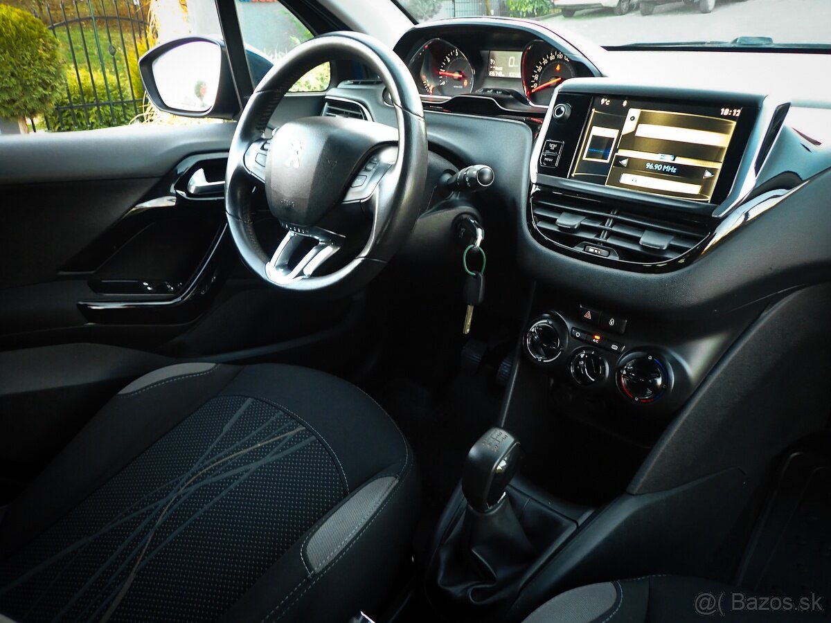 PEUGEOT 208 1.2 BENZIN 2014 - 5 dverové - NOVY OLEJ, FILTRE - 13