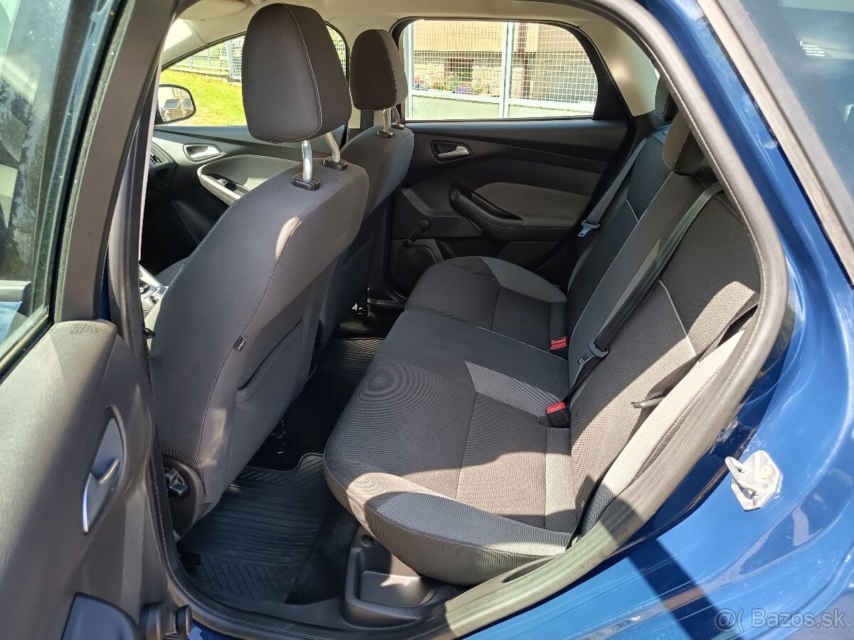 Ford Focus, 1.0i 74kW COMBI - 13