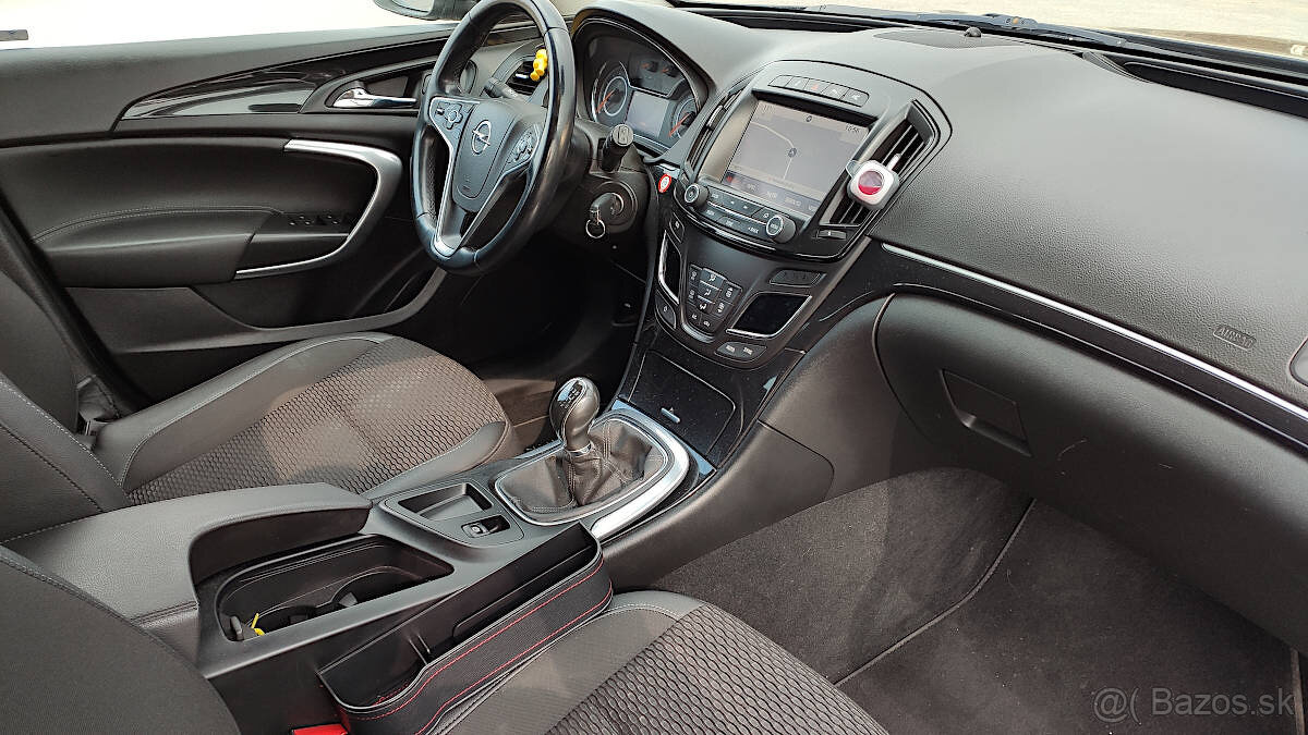 Opel Insignia ST Inovation 2.0 CDTi - 13