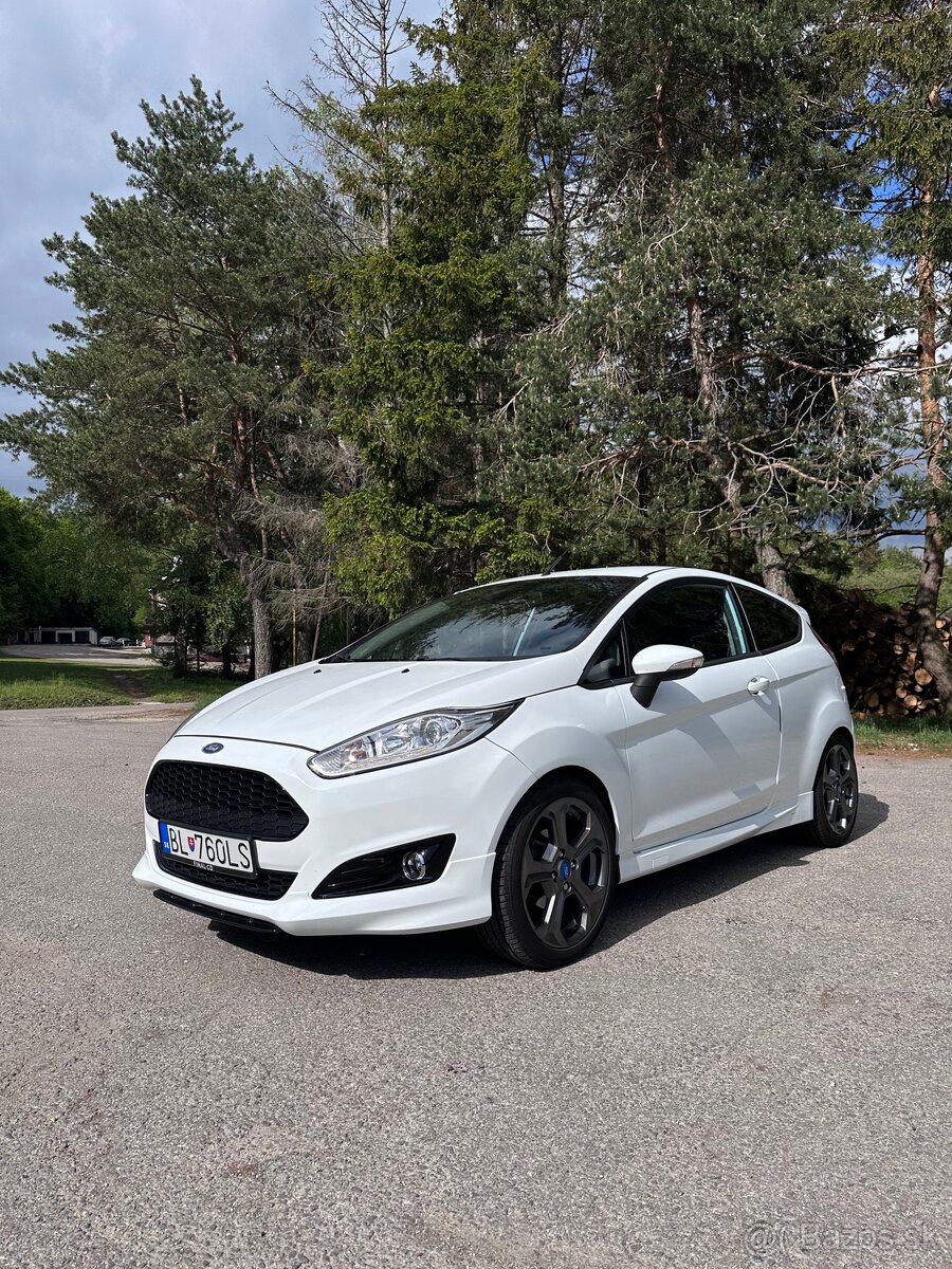 Ford Fiesta - 13