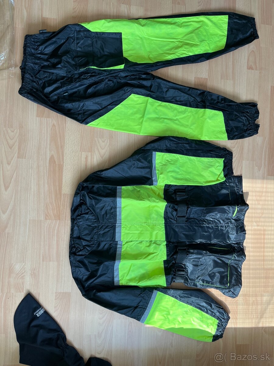 Prilba, rukavice, bunda, nohavice, topánky, ľadvinák - 13