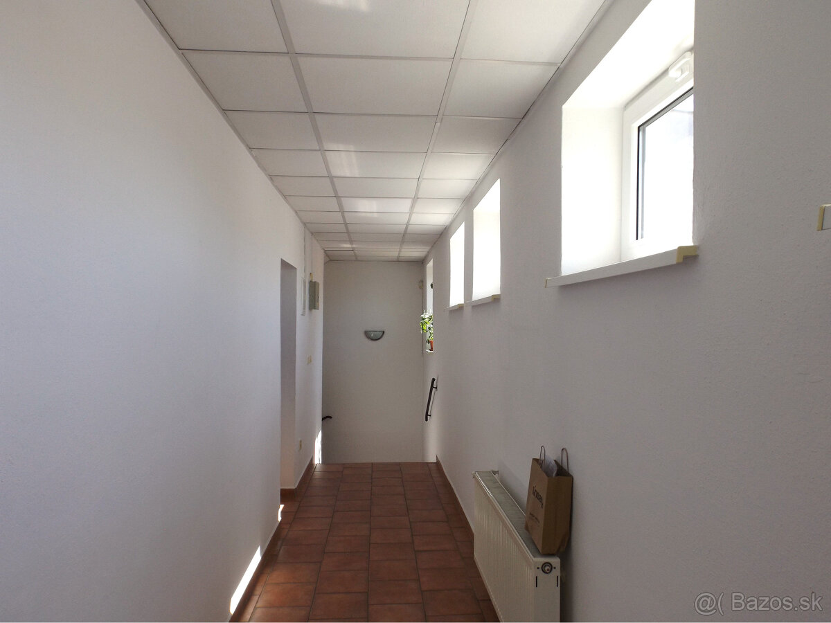 NA PREDAJ – polyfunkčný objekt v úplnom centre mesta Senec - - 13