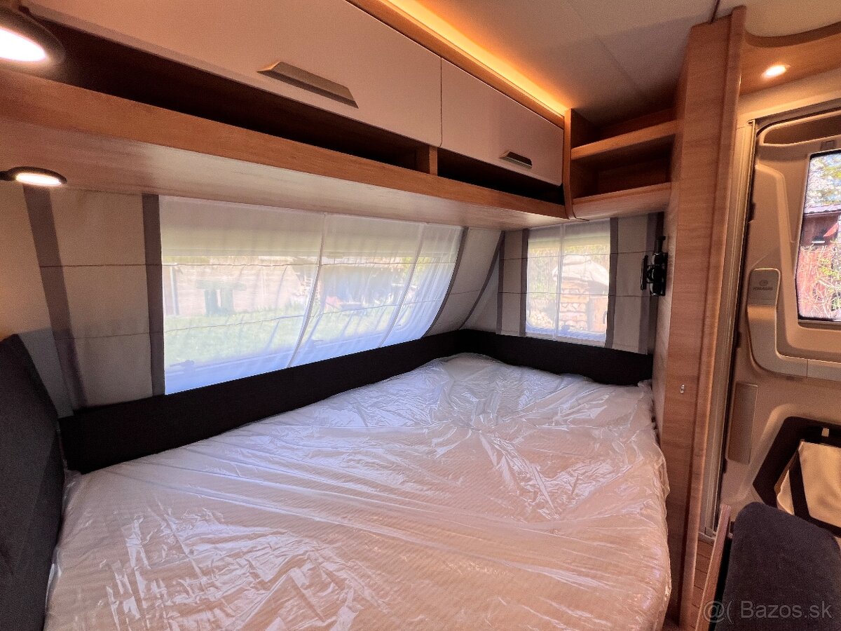 Predám karavan Knaus Südwind 580QS 60Years + výbava - 13