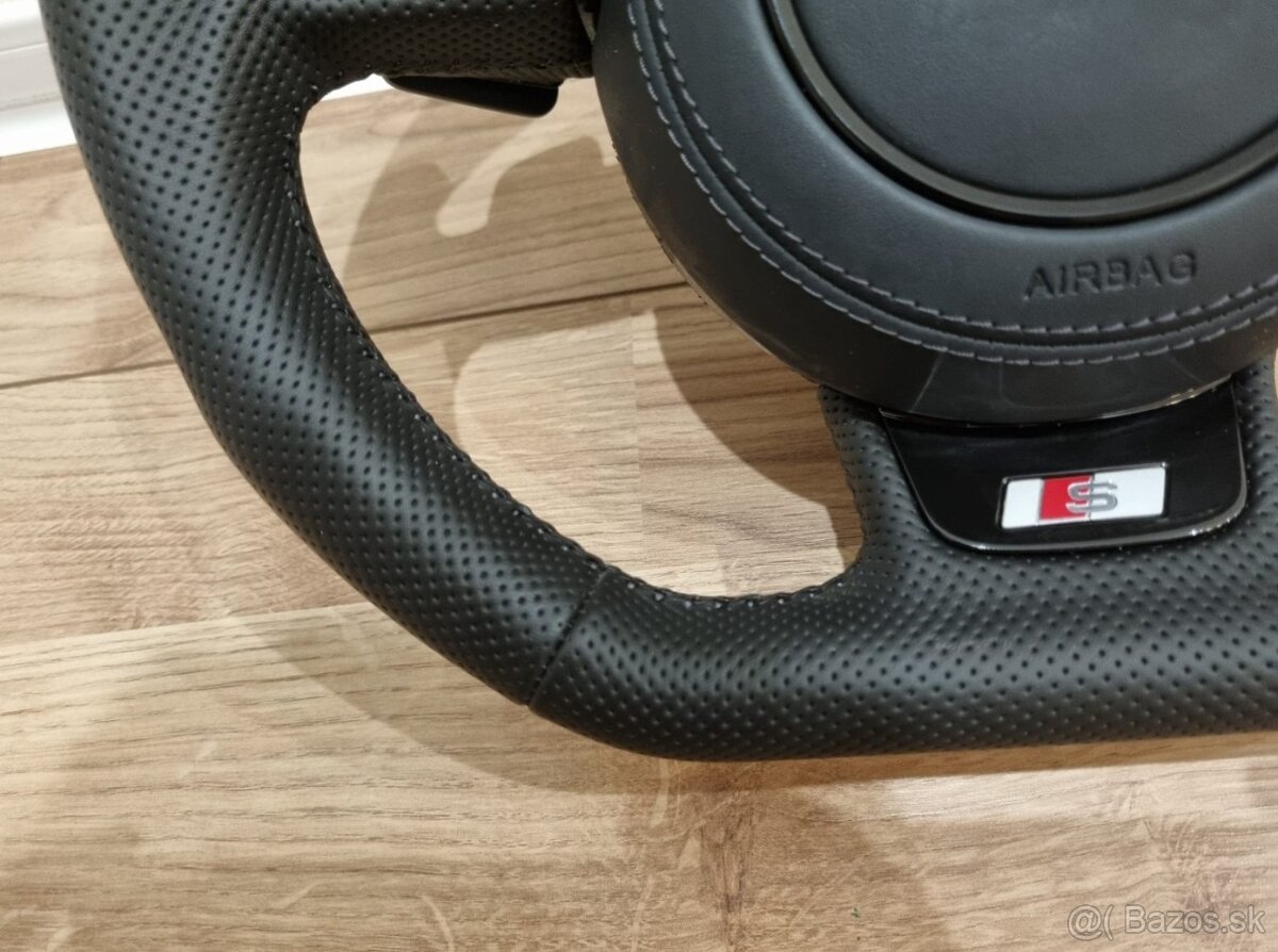 AUDI RS PERFOROVANY ZREZANY VOLANT MULTIFUNKCNY - 13