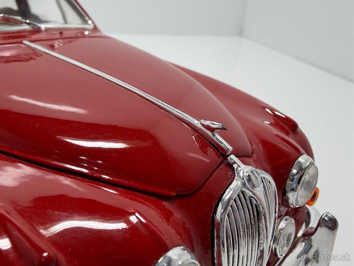 Jaguar Mark II 1:18 Bburago - 13