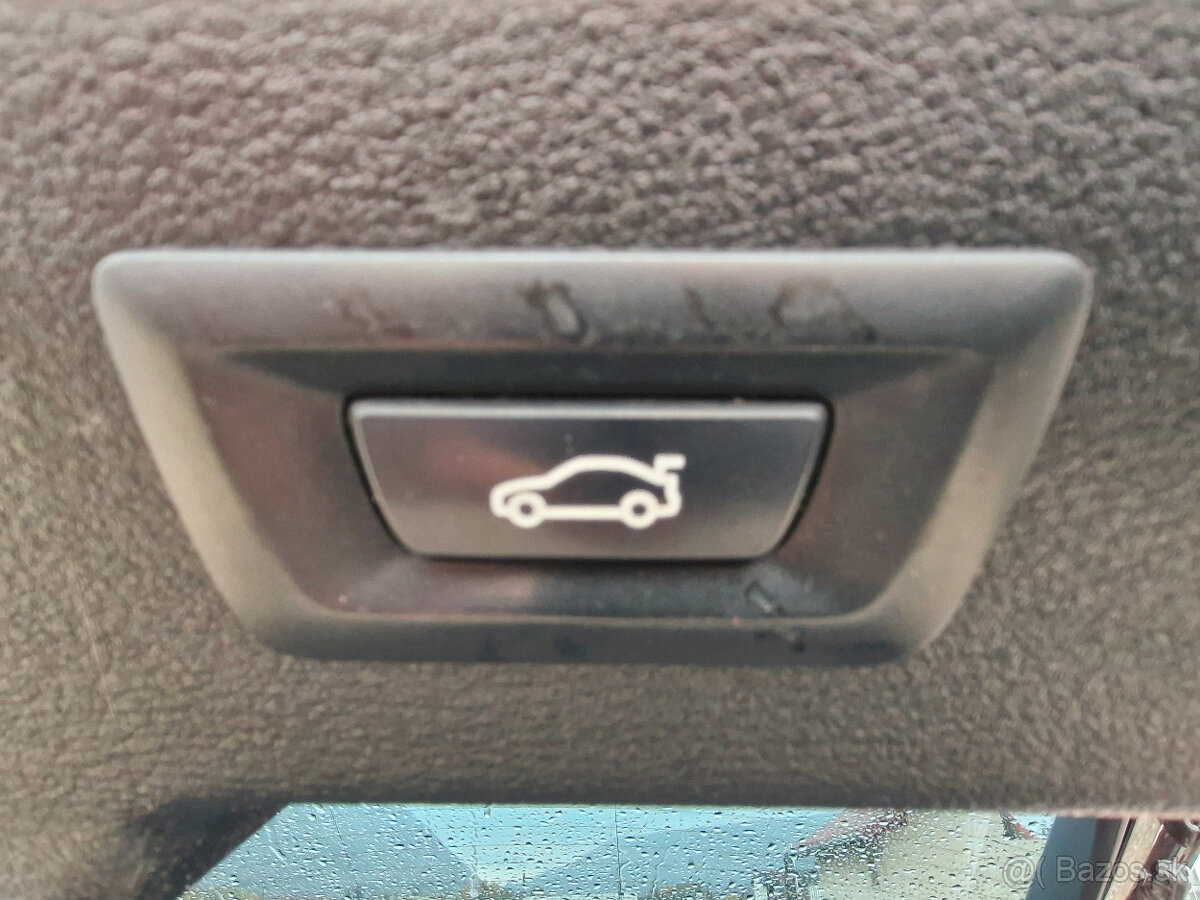 BMW X6 x Drive 30d A/T 190kW M packet - 13