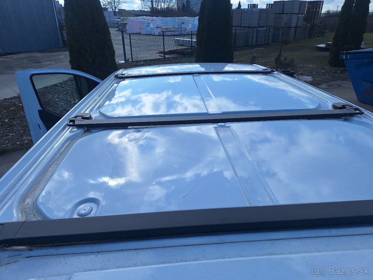 FORD TRANSIT CUSTOM 2,2TDCI KLÍMA ŤAŽNÉ - 13