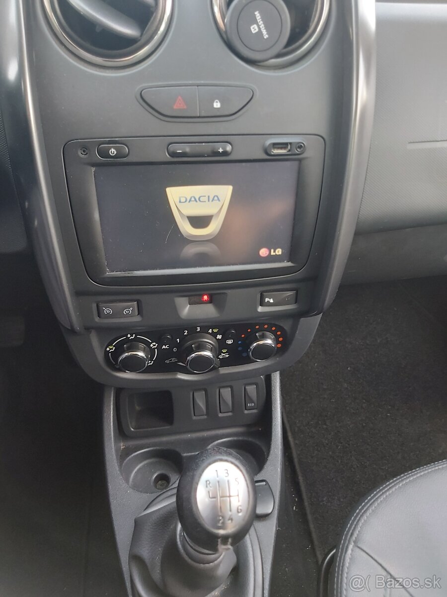 Dacia Duster 1.2 TCe 4x2 Arctica - 13