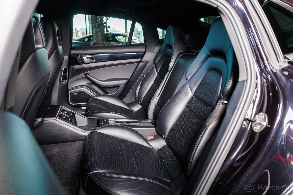 Porsche Panamera 4 3.0 V6 243 KW - 13